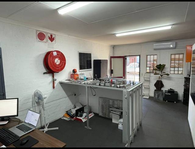 INDUSTRIAL PROPERTY TO RENT IN HENNOPSPARK